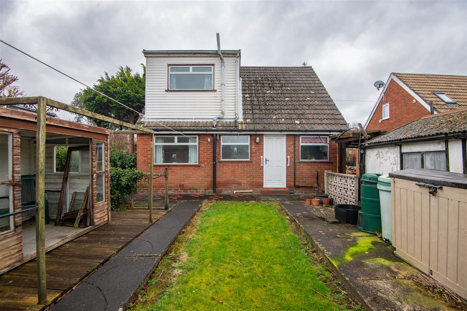 Brook Avenue, Preston